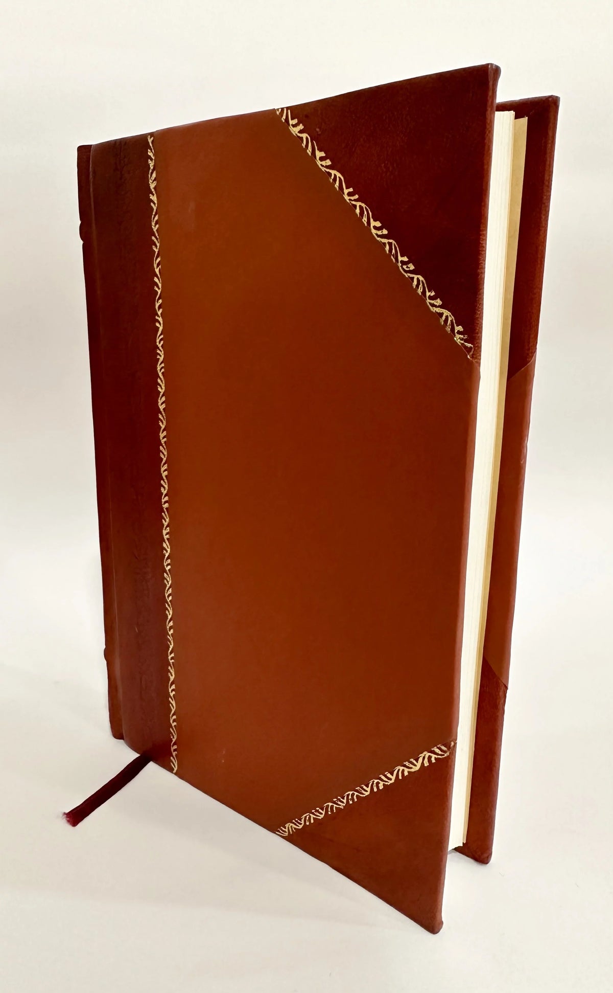 La Valkyrie / Wagner, Wilhelm Richard Composer,Wagner, Wilhelm Richard Librettist,Wilder, Victor Van Translator,Kleinmichel, Richard Arranger (1880) (1880) [Leather Bound]