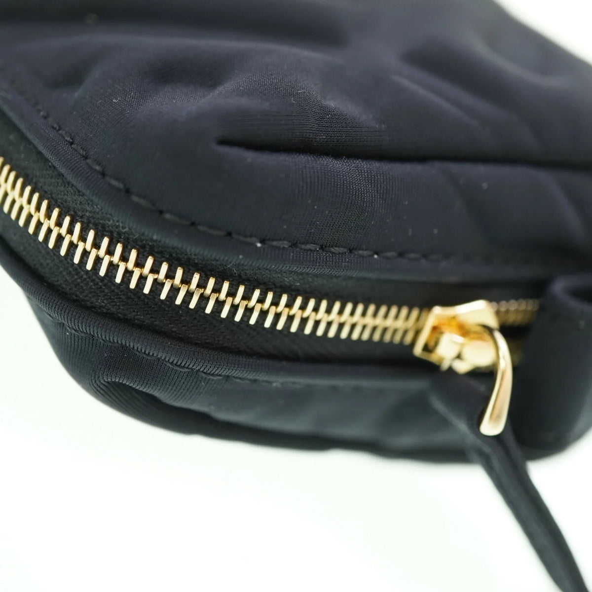 Pre-Owned Fendi Makeup Pouch 8N0179 Nylon Dark 0061FENDI 6A0061ZE5 (Like New)