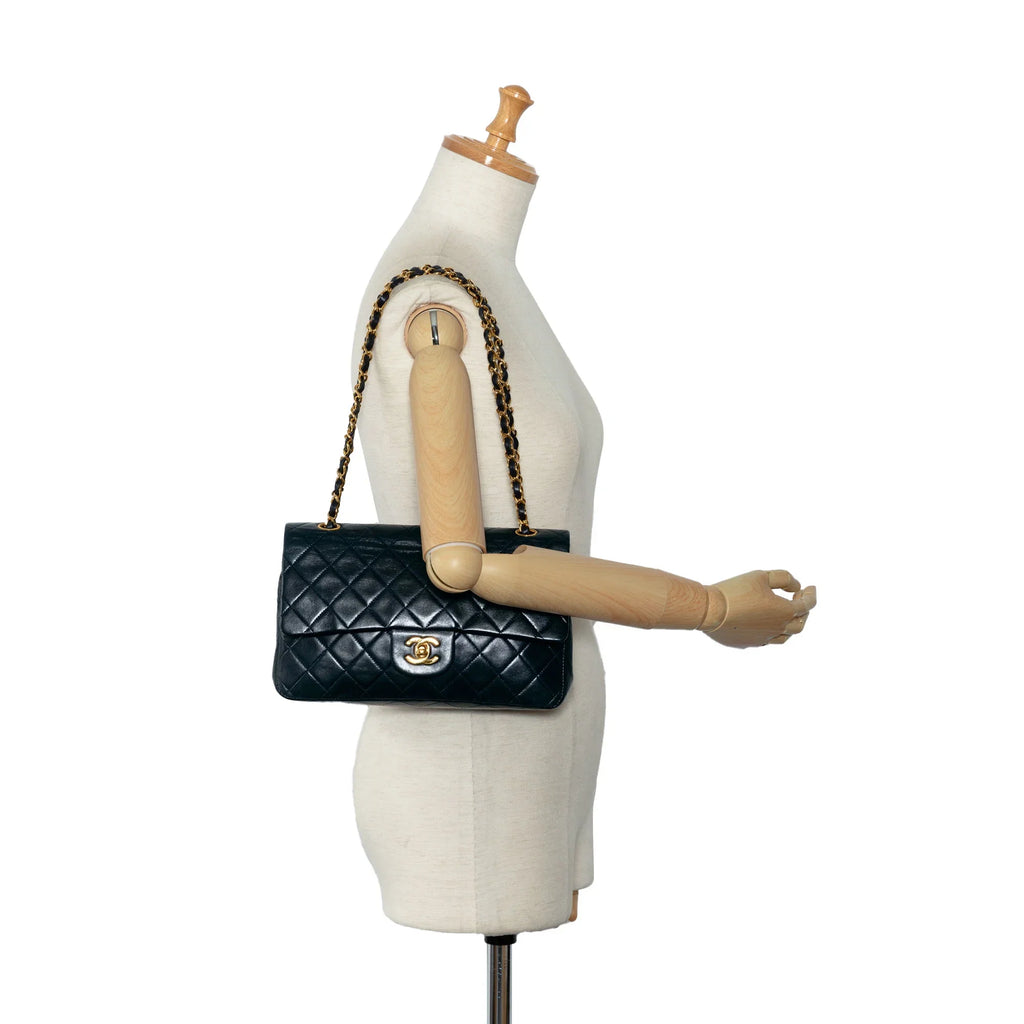 Pre-Owned Authenticated Chanel Medium Classic Lambskin Double Flap Leather Blue Shoulder Bag Unisex (Good)