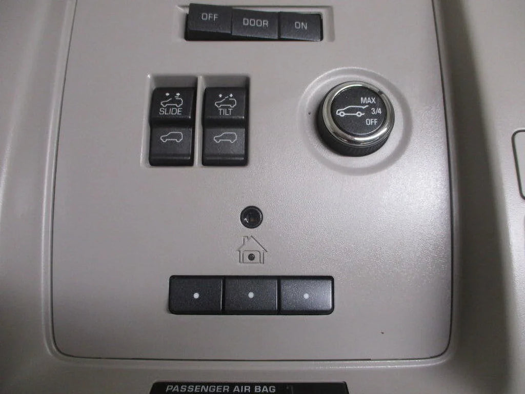 Pre-Owned 2015-2020 Cadillac Escalade Overhead Roof Console w/Homelink & Sunroof OEM LKQ (Good)