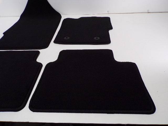 Pre-Owned 22 Ford Ranger Set of 4 *NEW* Onyx Cloth Floor Mats OEM LKQ (Good)