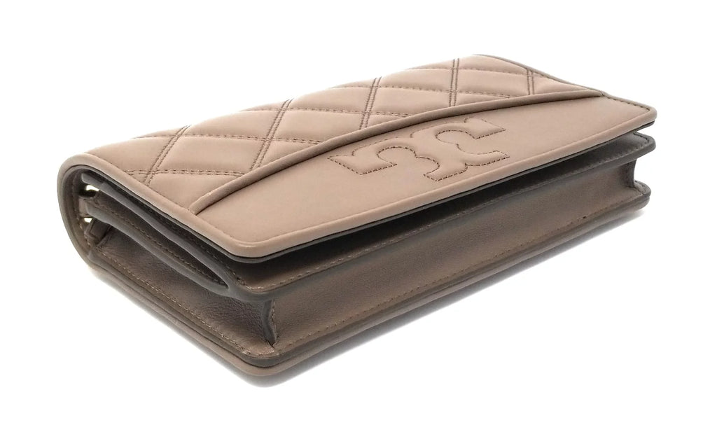 Tory Burch Womens Savannah Chain Flat Wallet (Classic Taupe)