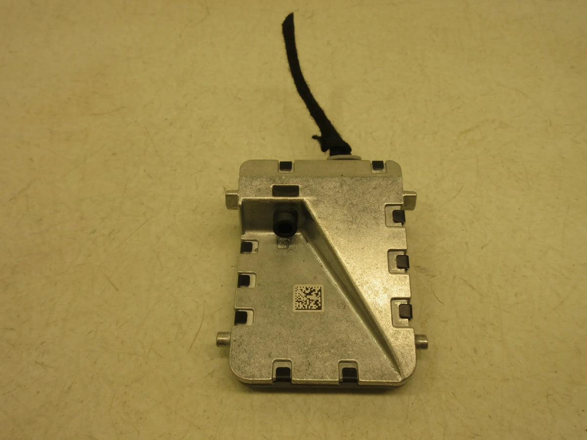 Pre-Owned 18-23 Toyota Tacoma Front Windshield Mounted Lane Departure Warning Camera OEM (Good)